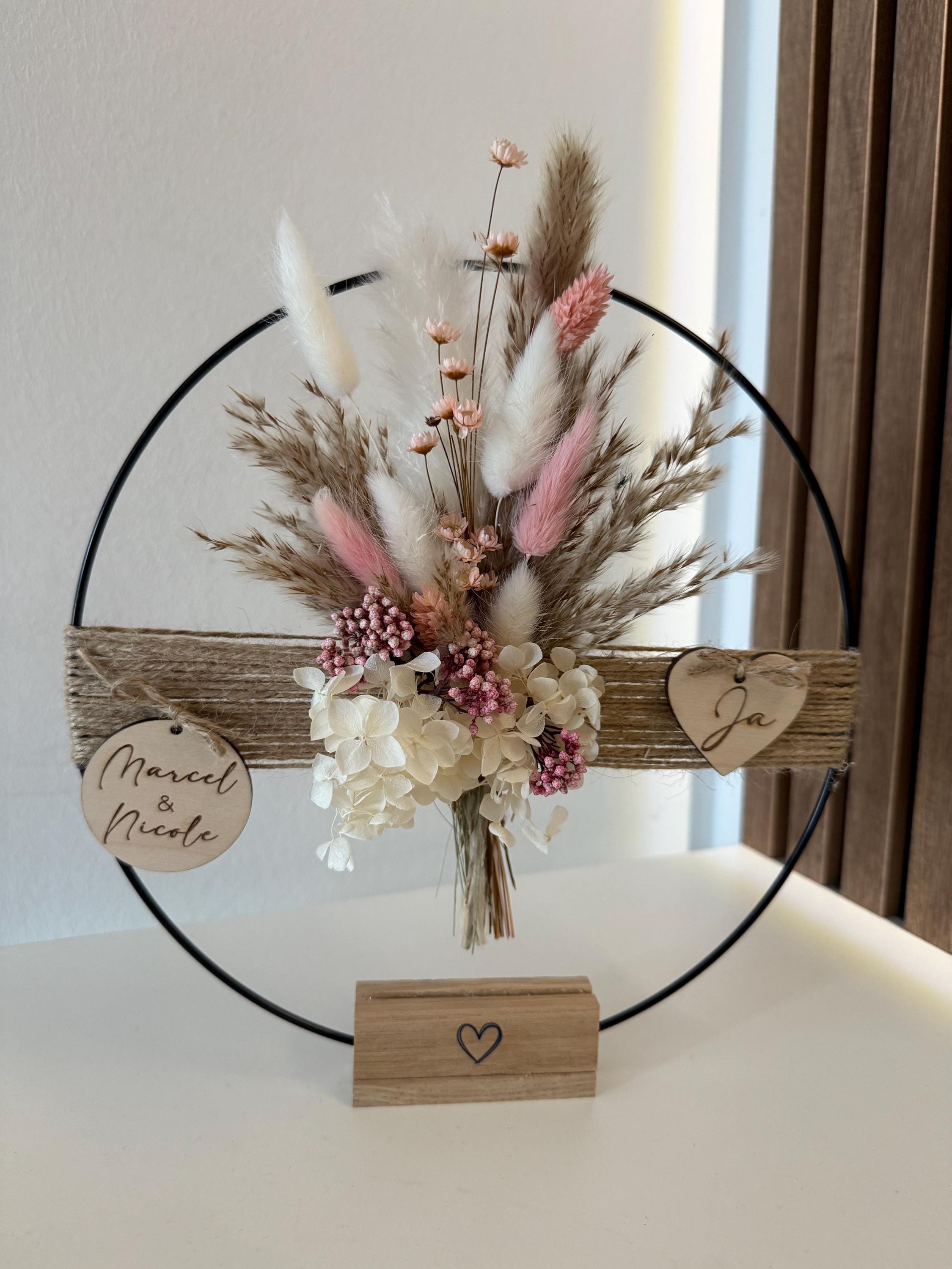 Trockenblumen-Arrangements