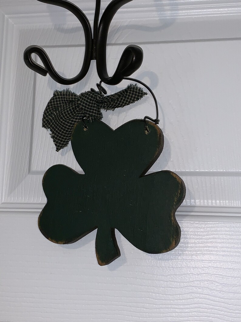 Small Wood Shamrock