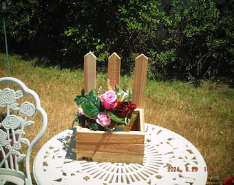 Cedar planter box