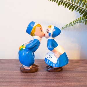 Vintage Dutch Kissing Couple Figurines - Hand-Painted Blue and White Ceramic Decor - Holland Folk Art Gift
