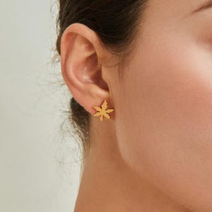 Whimsical Maple Leaf Earrings | S925 Sterling Silver in Gold & Silver | Nature-Inspired Minimalist Jewelry | Everyday Ear Studs Perfect Gift