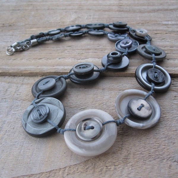 Grey button necklace with cotton and stainless steel