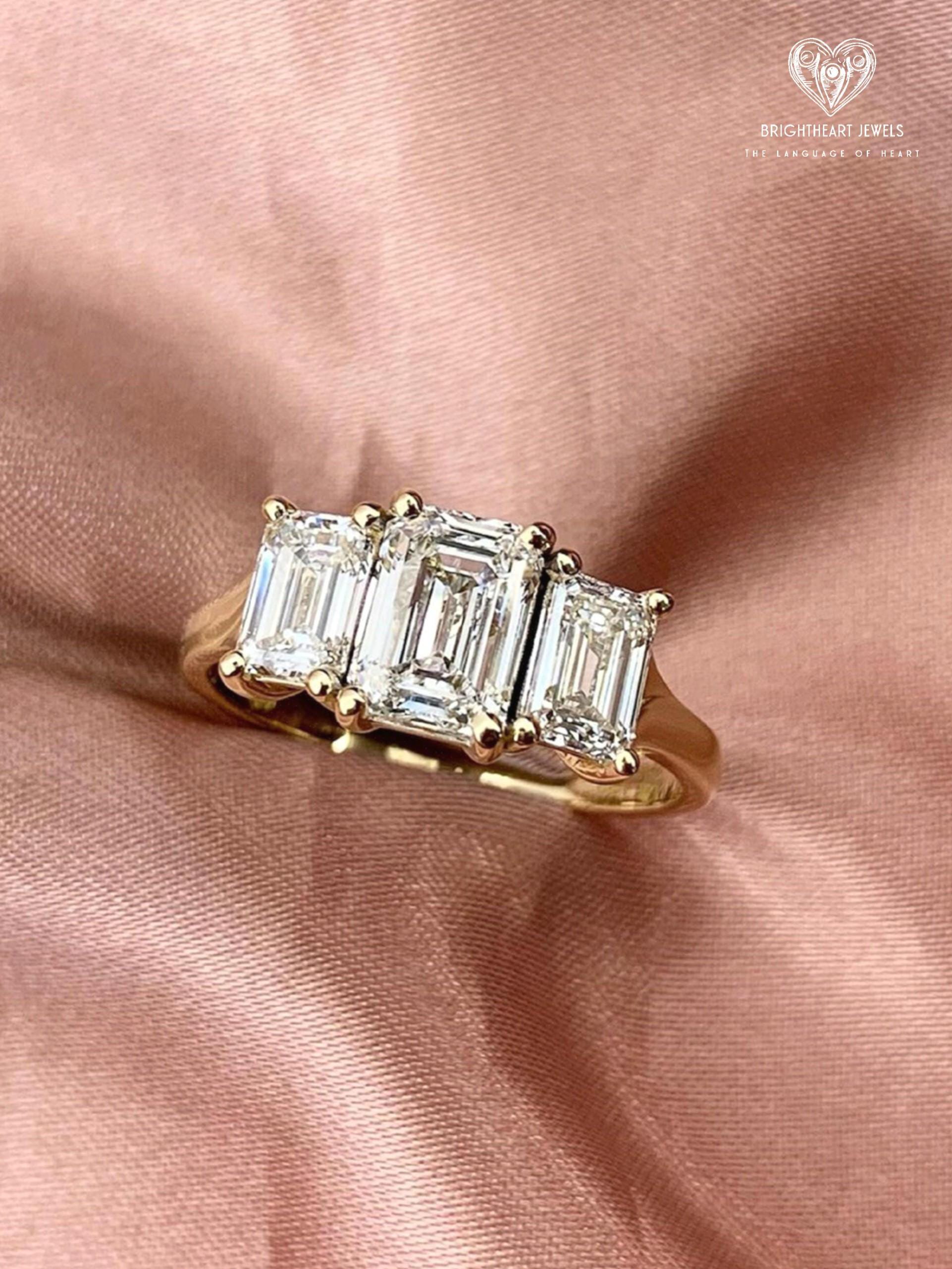 e.m. ゴールド 3ストーンリング ゴールドムーンストーンリング | e.m. (Women)/イー・エム | 三越