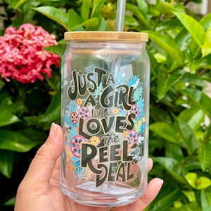 Filmälskare i glas med sugrör - present till filmälskare