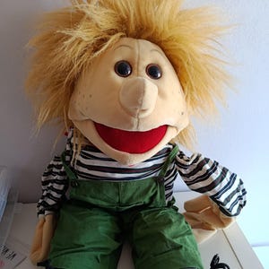 Living Puppets Pelle Puppet Boy 50cm.