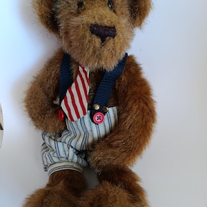 Settler Bear - Etsy