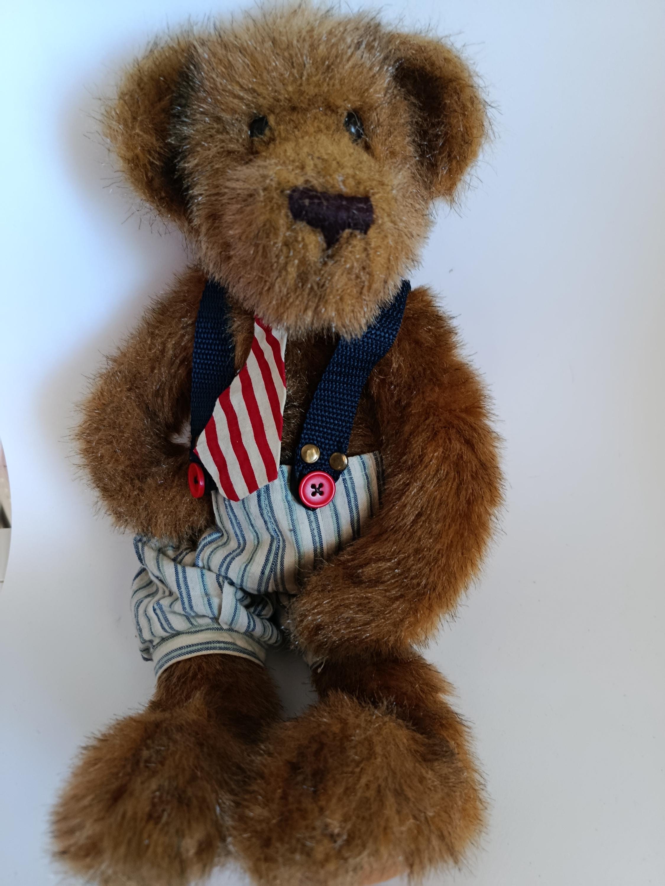 Settler Bear - Etsy