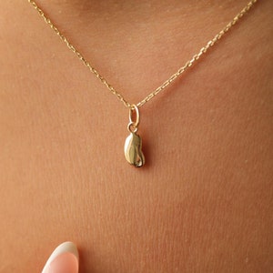 14K Solid Gold Bean Necklace, Bean Necklace Gift, Anniversary Necklace, Symbol Czystości Necklace, Good Luck Charm, Minimalistyczna Biżuteria Duchowa