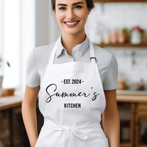 Personalized Name Apron, Name Apron, Custom Name Apron, Personalize Apron, Chef Apron, Mom & Dad Apron, Baking Apron, Baking Gift, Chef Gift