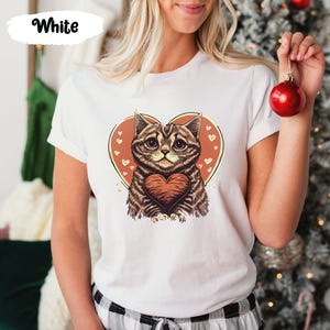 Lovely Cat T-Shirts, Gift for Cat Lovers, Cat Mom Shirt, Cat Dad Tshirt, Cat Lover Gifts, Cat Owner Tshirts, Cat Shirts, Cute Cat T Shirt