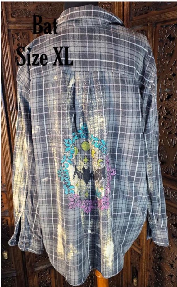 One‑of‑a‑Kind Hand‑Painted Flannel Collection S-XL - image 17