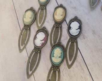 Metal bookmarker vintage bookmark romantic cameo pageholder fairycore dark academia book lover reader gift