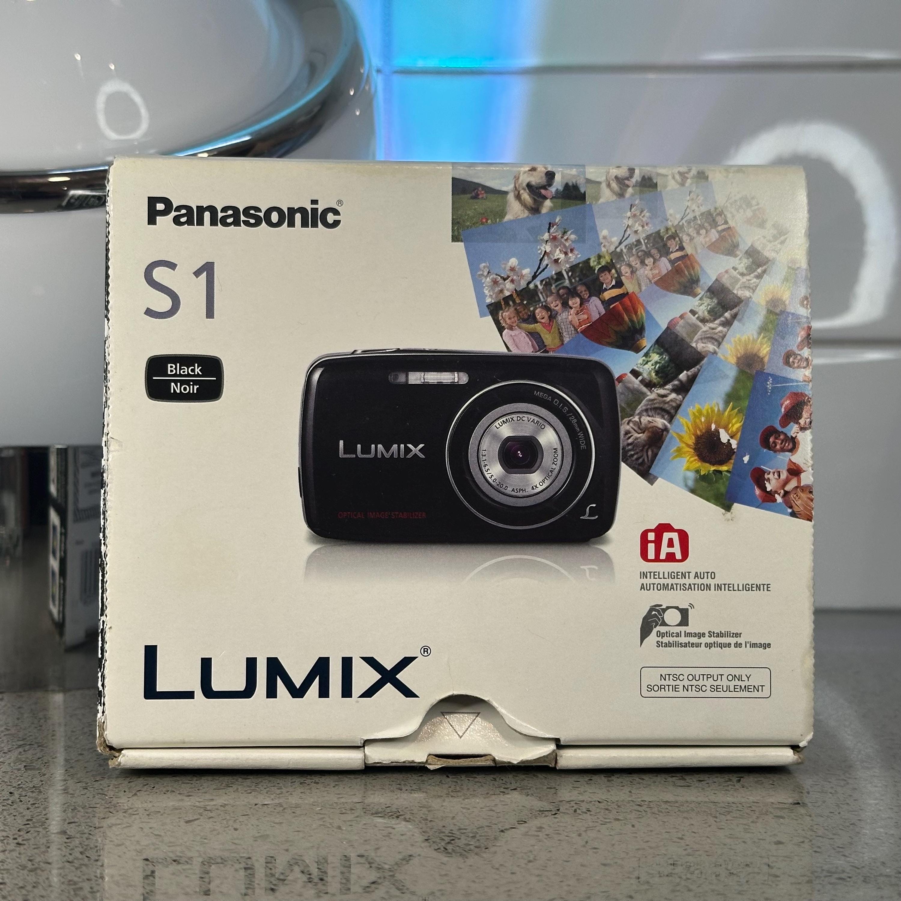 Panasonic Lumix DMC-S1 • 12.1MP • Digital Camera • Pristine