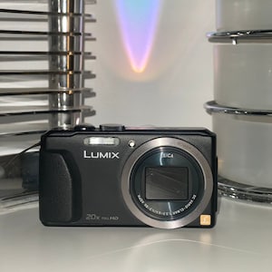 Panasonic Lumix • DMC-ZS27 • 18.1MP 3.0&quot; LCD • 20x Zoom • Leica Lens