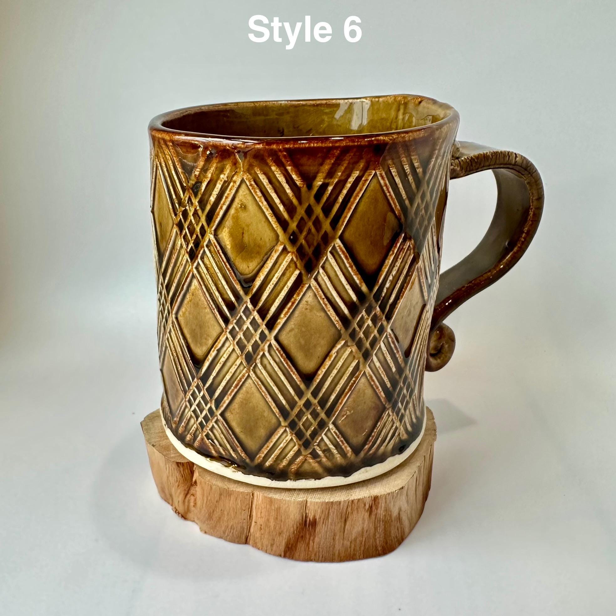 手作り模様入り陶器マグカップ（ブラウン） - Etsy 日本