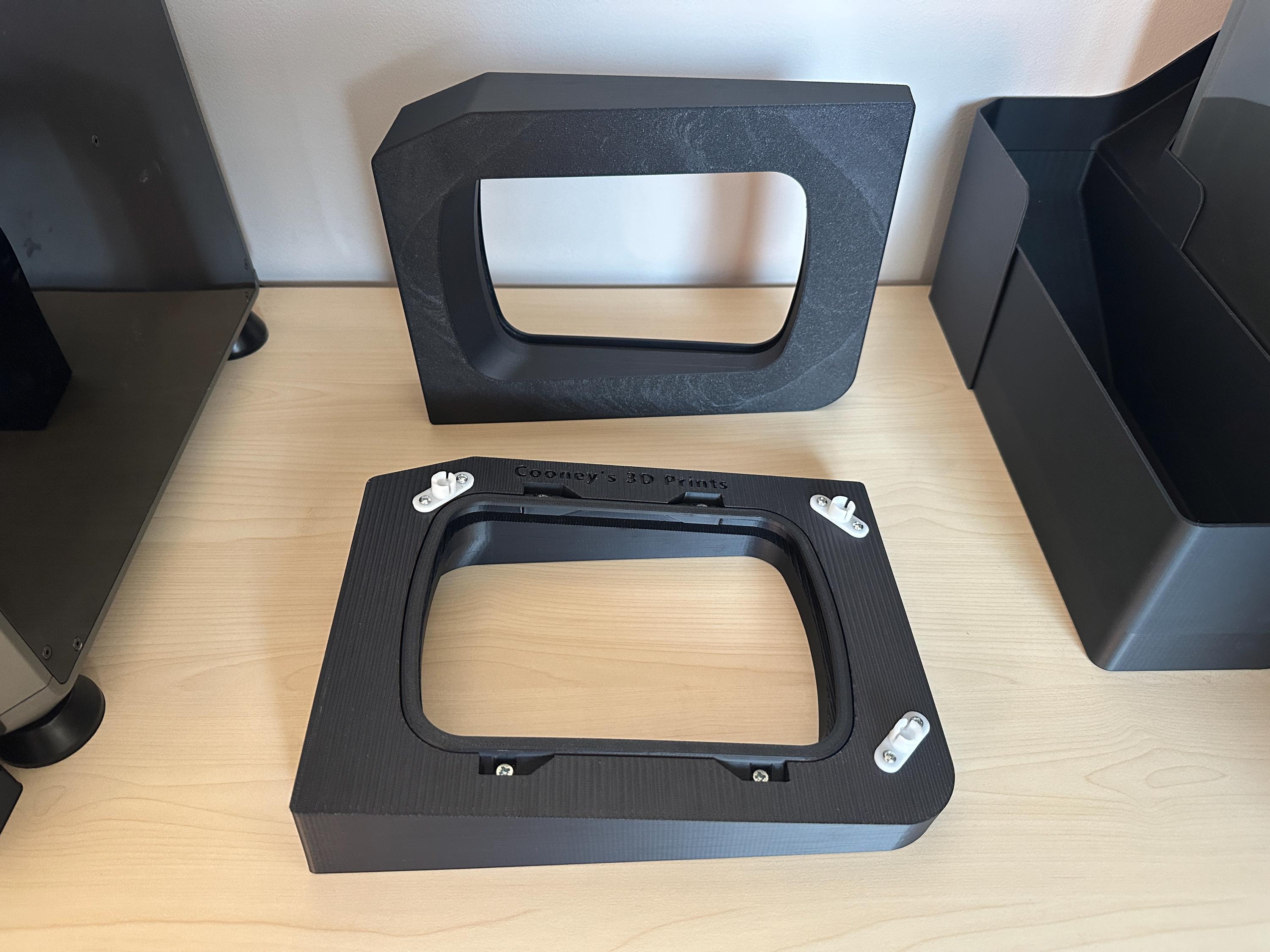 thumbnail image 2 of 7" Round LED Headlight Adapter Brackets For Land Rover Discovery 1 & 2 - Made In UK, Black Housing 2 of 5