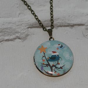 Bird Locket Necklace, Bird Necklace, Woodland, Christmas Necklace, Animal Jewelry