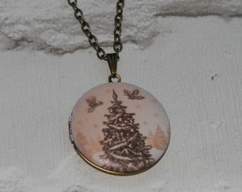 Christmas Tree Locket Necklace, Christmas Necklace, Woodland Jewelry, Christmas Locket