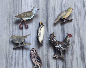 6 x Wooden Brooches - Animal, Bird (V)