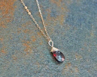 January Birthstone Necklace, Garnet Necklace, Garnet Briolette Necklace, Birthstone Jewelry, Birthstone, Birthday Necklace, Briolette Neck