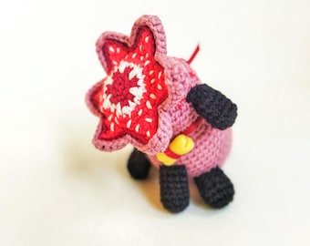 Demodog Crochet Pattern: Amigurumi Monster Dog Toy (PDF in English)