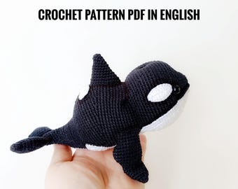 Orca Amigurumi Häkelanleitung PDF in Englisch. Killerwal Baby häkeln reizendes Spielzeug. Gehäkelte Orca Amigurumi Anleitung. Stofftier Tutorial