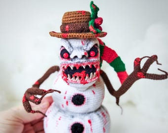Crochet Creepy Snowman Amigurumi Pattern: Scary Halloween Christmas Toy (PDF in English)