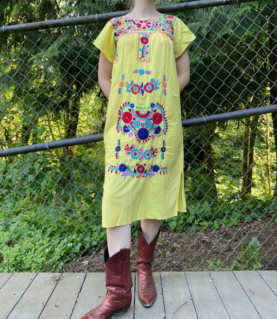 Vintage Embroidered Yellow Dress - image 1