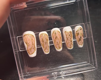 Press-On Nails White Window with Gold Accents