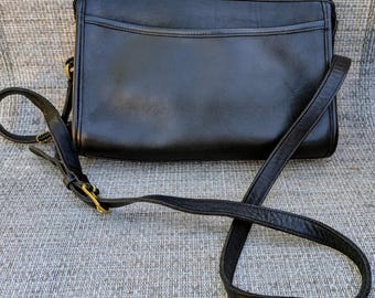 Like New - Vintage Coach Casino Bag 9924 - Black With Brass