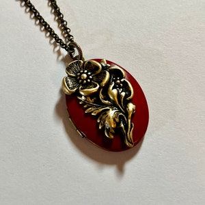 Brass Dogwood Flower Locket: Barn Red Enamel Photo Keepsake