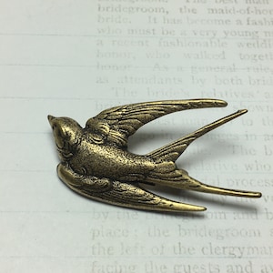 Brass Sparrow Bird Brooch Nature Pin Metal Lapel Bird Watcher Jewelry Woodland Organic Bird Brooch Sparrow Pin