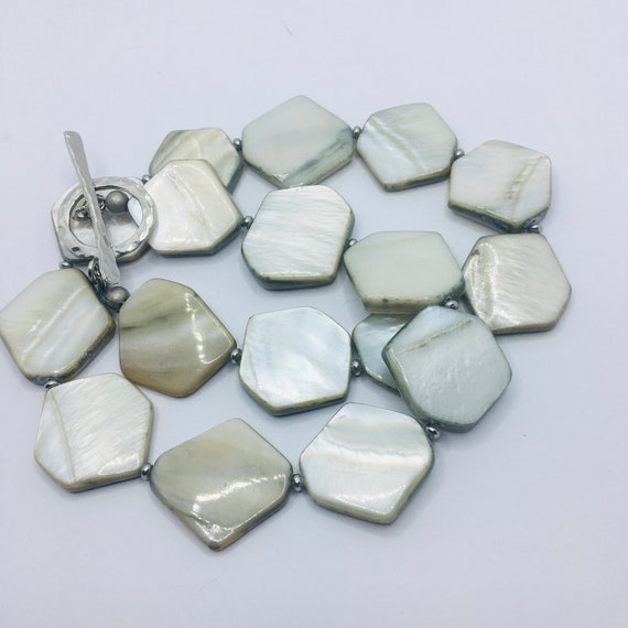 Handmade Shell Bead Necklace: Vintage Organic Sta… - image 7