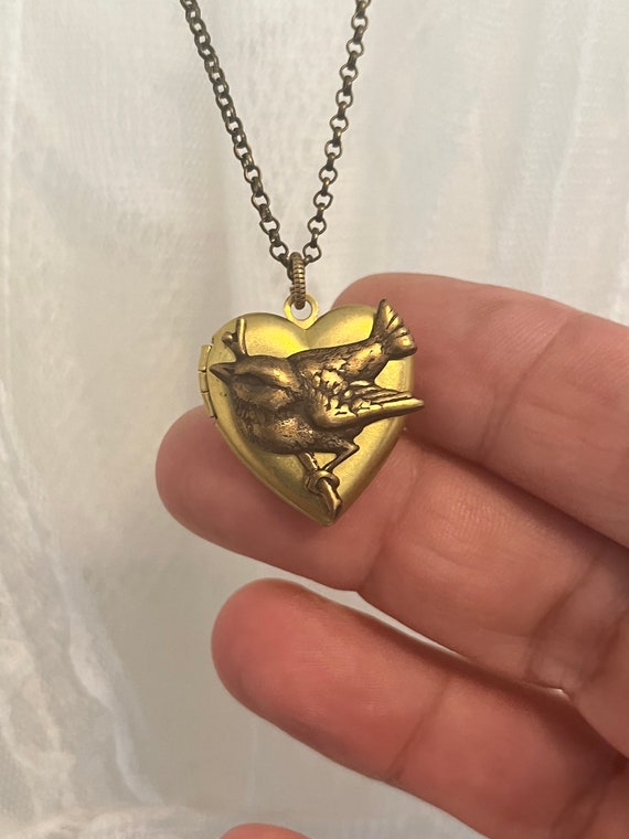Vintage Brass Heart Locket Necklace: Sparrow Bird Photo Pendant