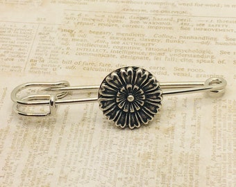 Small Delicate Silver Metal Shawl Kilt Scarf Pin Vintage Parts Unique Scarf Shawl Pin Small Silver Flower Floral Feminine