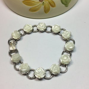 Geschnitzte Muschel Blume Armband Frauen Schmuck Einzigartige handgemachte Silber Link Vintage Armband Sarah Coventry OOAK