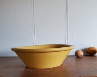 Antique Yellow ware Milk Pan Bowl - Shallow, Mid to late 19th century - handmade, no cracks, primitive or country style kitchen decor - A035