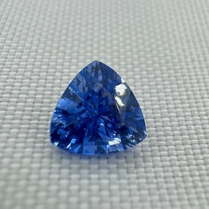 GIA Certified Natural Blue Sapphire 0.70ct Triangular  Cut