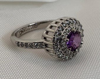 Natural Purple Sapphire & Diamond Halo Ring – 18K White Gold