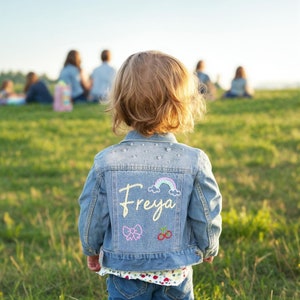 Chaqueta vaquera personalizada para bebé, chaqueta vaquera con nombre bordado, regalo para niños pequeños, regalo para niñas y niños, regalo para baby shower