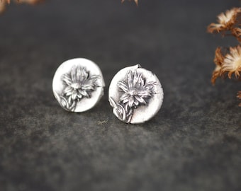 Asters Stud Earrings in Fine Silver