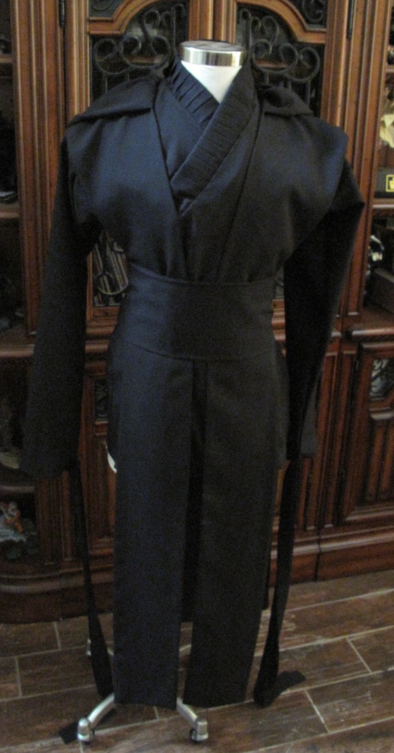 Star Wars Costume Sith black shirt with vertical tucks on collar,ties around wrist, Tabard Hooded Vest & sash, 4 pieces