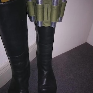 Dark Green Fabric Leg Flare Holder: SW X-Wing Pilot Costume Prop