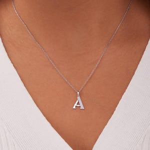 Colgante de oro con la letra "A", collar de oro macizo de 8, 10, 14 y 18 quilates, hecho a mano, collar con inicial personalizada.