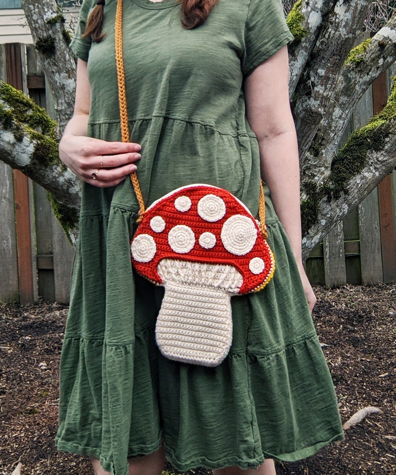Crossbody Mushroom Bag Crochet Pattern, Toadstool, Crochet Purse, Mori Girl Kei, Cottage Core, Kawaii image 3