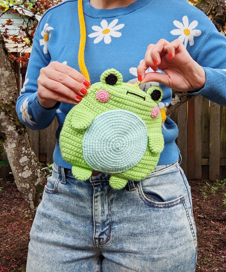 Crossbody Froggy Bag Crochet Pattern, Frog, Toad, Crochet Purse, Kawaii image 4