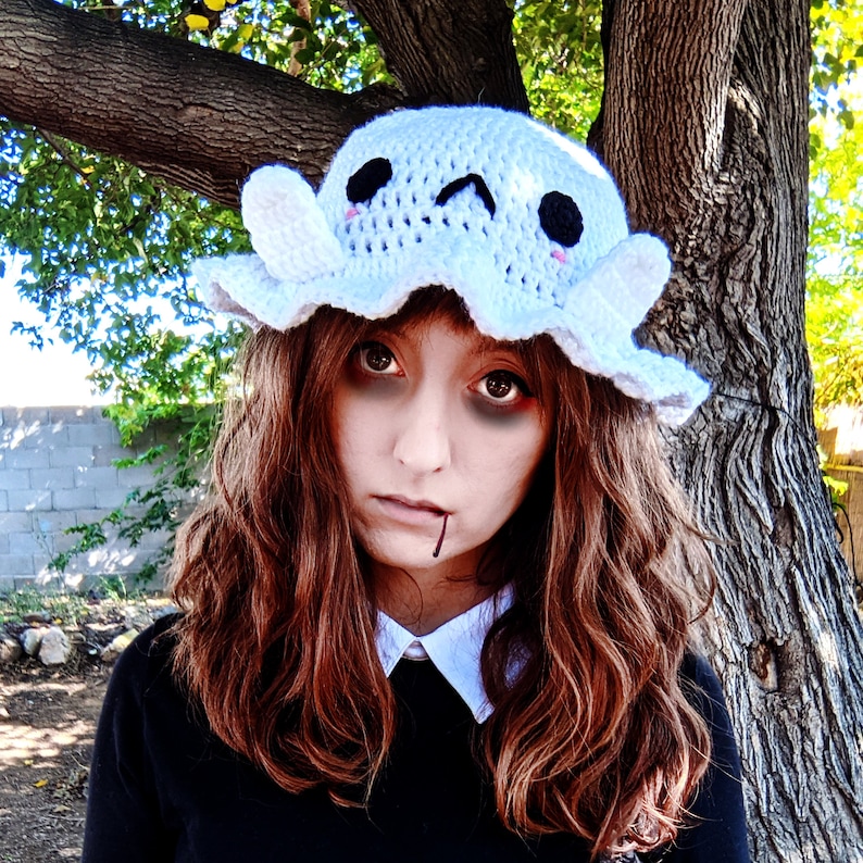 Shy Ghost Bucket Hat Crochet Pattern, Crochet Hat Pattern, Kawaii ghost halloween hat image 8