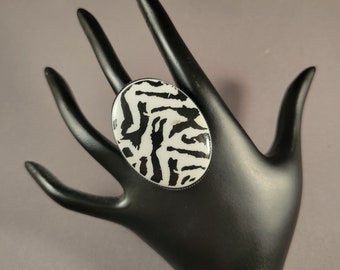Zebra Print Statement Ring | Black & White Safari Style Jewelry