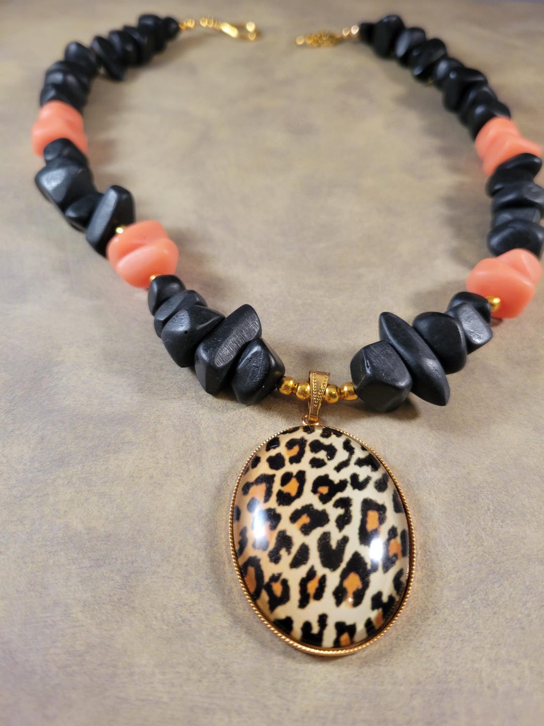 Necklace ETC! Color good black leopard Amazon.com: CEALXHENY Leopard Necklace for Women Teardrop  main image 2