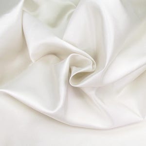 Silk Mikado Pearl White 100% Silk Fabric for Wedding Dress and Evening Gowns High Quality Italian Mikado Silk for Bridal Corsets and Skirts